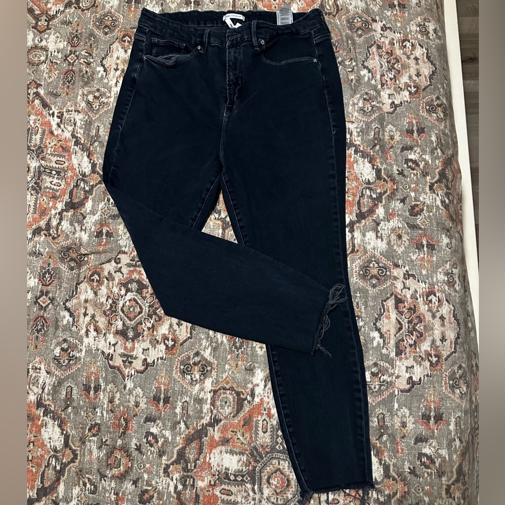 Good American Good Legs Crop Skinny Jeans